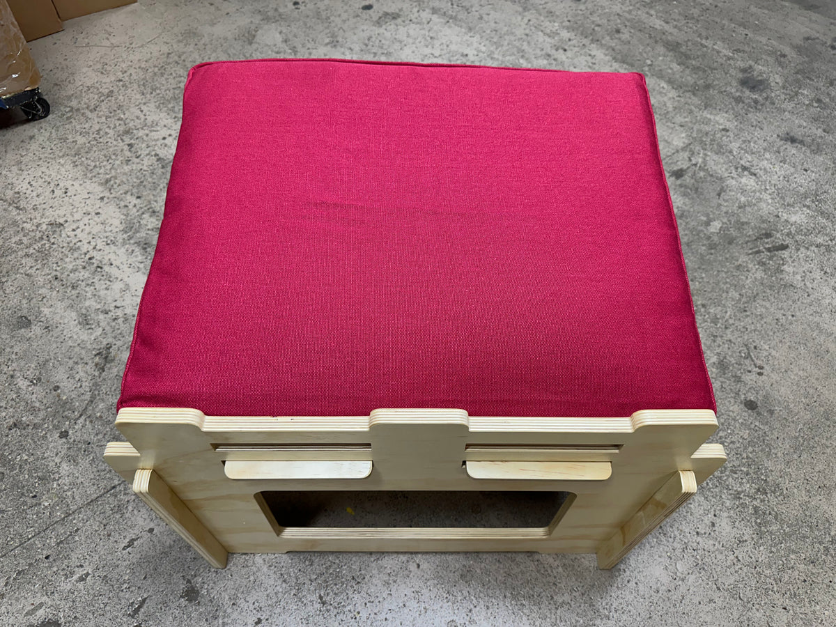 Pink cushion active sitting chair for meditation and posture training