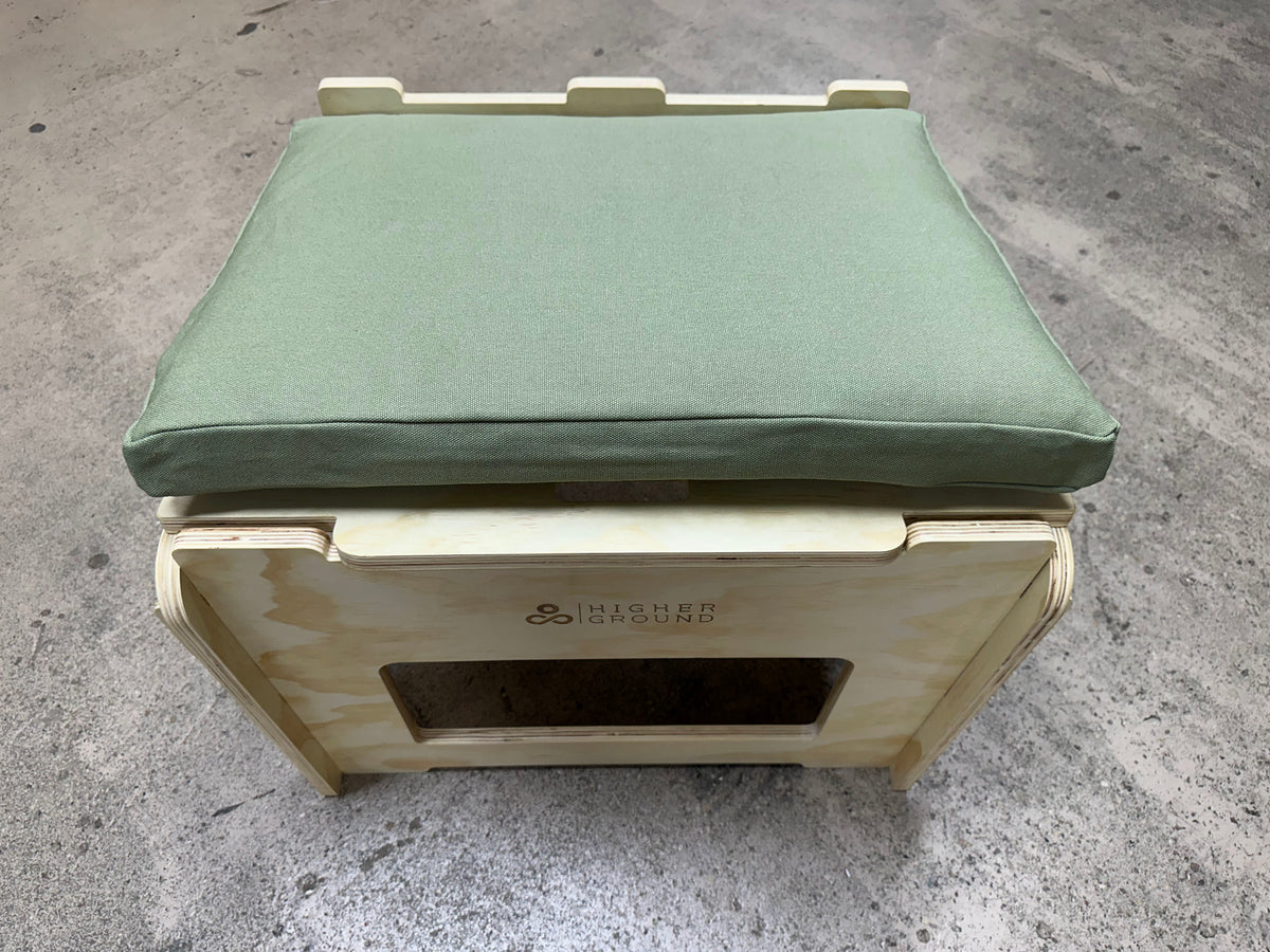 Green cushion active sitting chair with wooden platform base